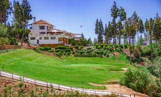 Nuevos apartamentos modernos con vistas fenomenales en venta en Mijas Costa, Costa del Sol 794602 