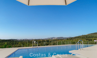Nuevos apartamentos modernos con vistas fenomenales en venta en Mijas Costa, Costa del Sol 794610 