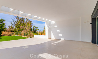 Villa pareada modernista en venta cerca de servicios en Guadalmina y San Pedro centro, Marbella 794662 