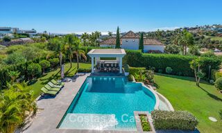 Majestuosa villa de lujo con vistas al golf, a la montaña y al mar en venta en una urbanización de golf en Marbella - Benahavís 794732 