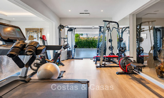 Majestuosa villa de lujo con vistas al golf, a la montaña y al mar en venta en una urbanización de golf en Marbella - Benahavís 794734 