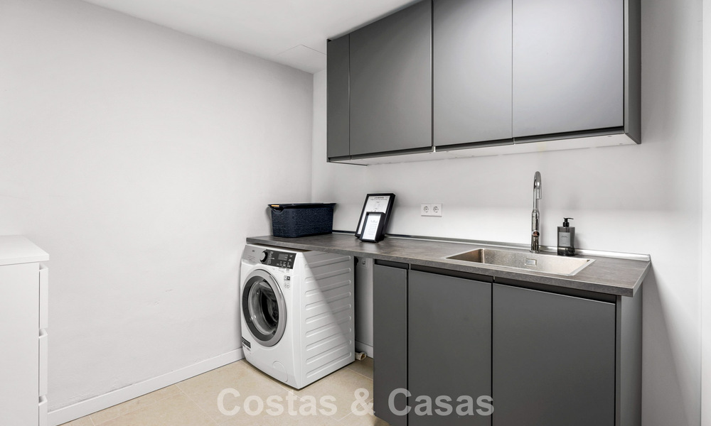 Villa con estilo mediterráneo contemporáneo en venta en Nueva Andalucía, Marbella 794763