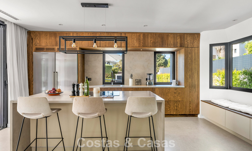 Villa con estilo mediterráneo contemporáneo en venta en Nueva Andalucía, Marbella 794769