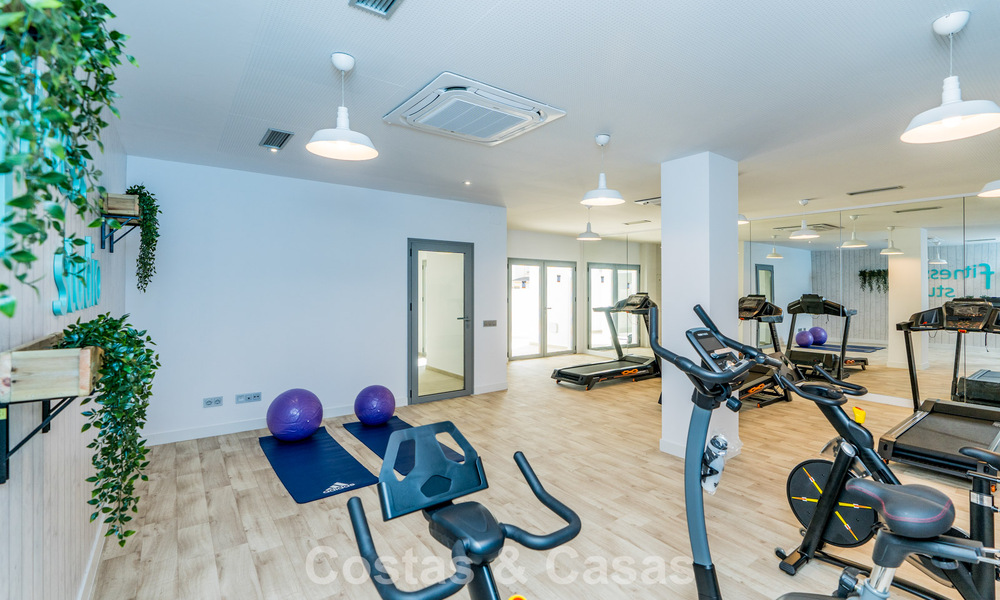 Apartamentos modernos en venta en un proyecto contemporáneo con vista al mar en Benalmádena, Costa del Sol 794914