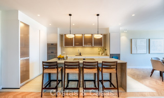 Lujosa casa adosada en venta en un complejo cerrado en la Milla de Oro de Marbella 794935 