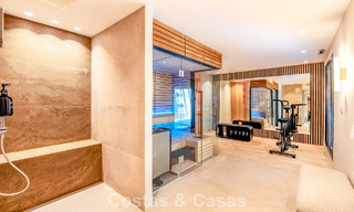 Lujosa casa adosada en venta en un complejo cerrado en la Milla de Oro de Marbella 794944 