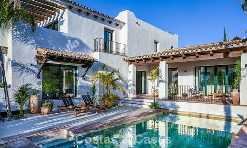 Villa de lujo mediterránea lista para entrar a vivir en venta en la New Golden Mile entre Marbella y Estepona 794980