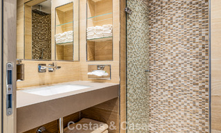 Amplio ático dúplex con vistas panorámicas al mar en venta en una urbanización cerrada en Marbella - Benahavís 794856 