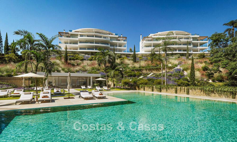 Apartamentos modernos con vistas panorámicas al mar en venta en un resort de golf en Mijas Costa, Costa del Sol 794779