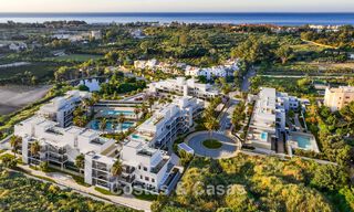 Apartamentos modernos con impresionantes vistas al mar en venta en la Nueva Milla de Oro entre Marbella y Estepona 795069 