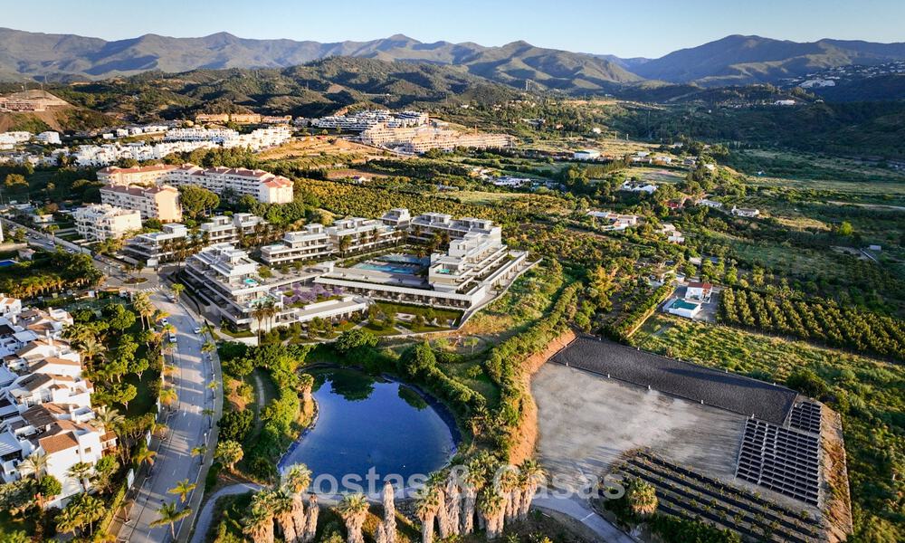 Apartamentos modernos con impresionantes vistas al mar en venta en la Nueva Milla de Oro entre Marbella y Estepona 795070