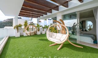 Exclusivo Ático de lujo moderno con vistas panorámicas al mar en venta a pocos minutos de Marbella 795334 