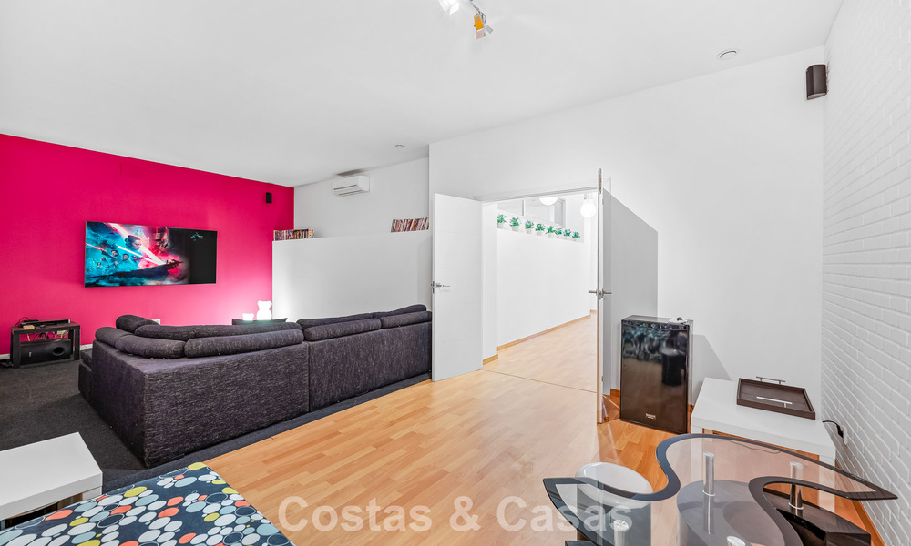 Villa andaluza auténtica con vistas panorámicas idilíca al golf en venta en Sotogrande Alto, Costa del Sol 795184