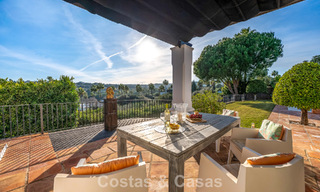 Villa andaluza auténtica con vistas panorámicas idilíca al golf en venta en Sotogrande Alto, Costa del Sol 795203 