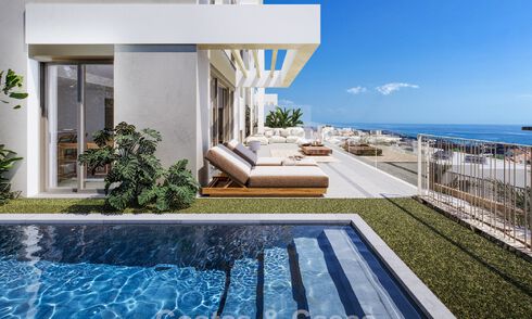 Exclusivas villas pareadas con vistas al mar en venta en un entorno de golf privilegiado en Mijas, Costa del Sol 795286
