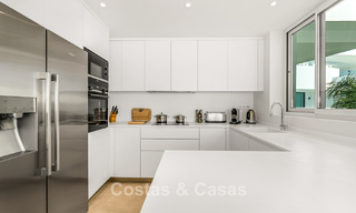 Apartamento vanguardista listo para entrar a vivir con sublimes vistas al mar a pocos minutos del centro de Marbella 795351 