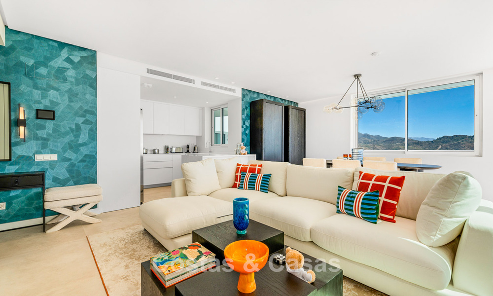 Apartamento vanguardista listo para entrar a vivir con sublimes vistas al mar a pocos minutos del centro de Marbella 795357