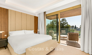 Exclusivo apartamento de lujo en venta con vistas panorámicas en la Milla de Oro de Marbella cerca de la playa y Puerto Banús 796010 