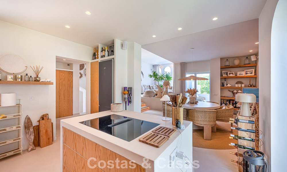 Villa bellamente renovada en estilo Boho-Chic en venta en Nueva Andalucía, Marbella 795792