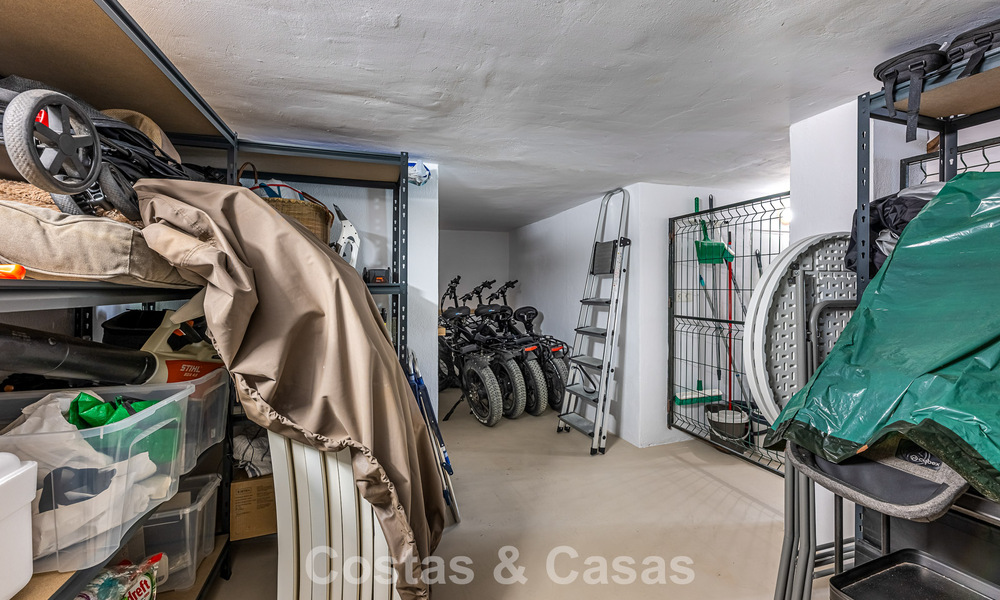 Villa bellamente renovada en estilo Boho-Chic en venta en Nueva Andalucía, Marbella 795819