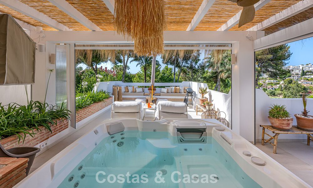 Villa bellamente renovada en estilo Boho-Chic en venta en Nueva Andalucía, Marbella 795820