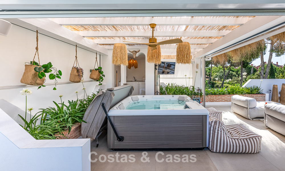 Villa bellamente renovada en estilo Boho-Chic en venta en Nueva Andalucía, Marbella 795829