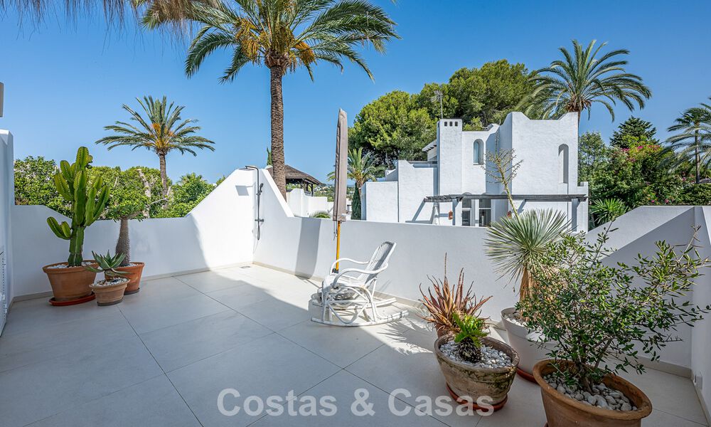 Villa bellamente renovada en estilo Boho-Chic en venta en Nueva Andalucía, Marbella 795830