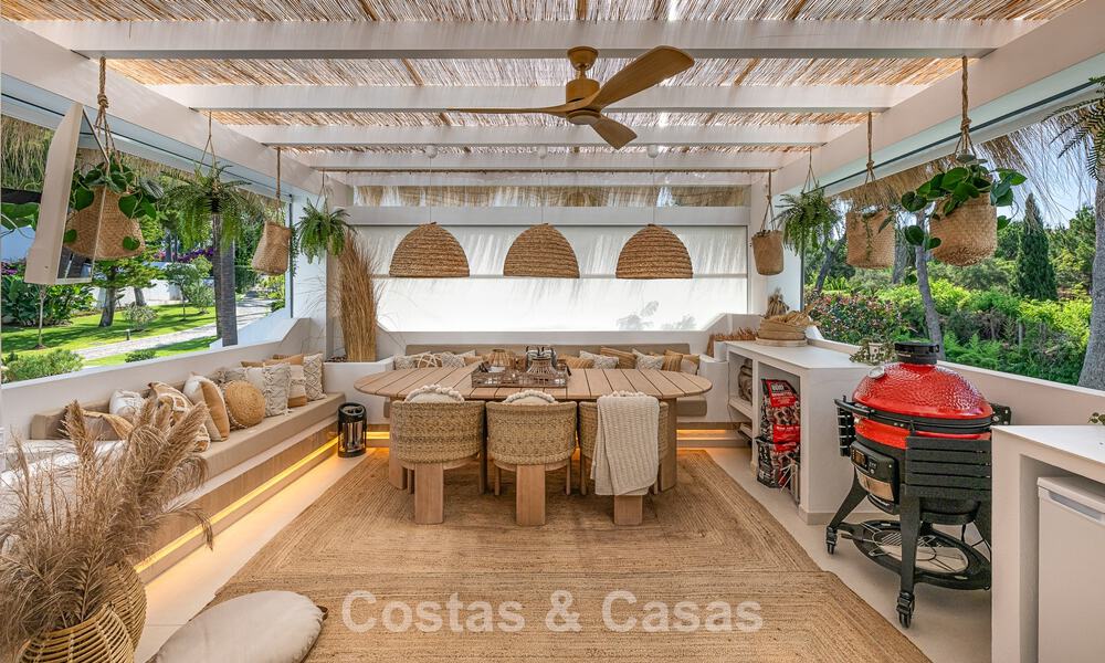 Villa bellamente renovada en estilo Boho-Chic en venta en Nueva Andalucía, Marbella 795833