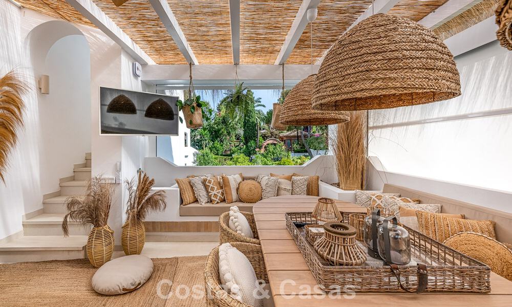 Villa bellamente renovada en estilo Boho-Chic en venta en Nueva Andalucía, Marbella 795834