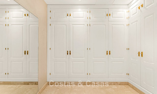 Elegante villa andaluza de lujo con gran jardín en venta en el Valle del Golf de Nueva Andalucía, Marbella 795423 