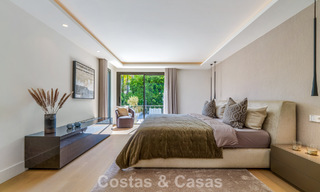 Elegante villa de diseño con vistas panorámicas en venta sobre el valle del golf de Nueva Andalucía, Marbella 795705 