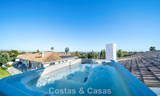 Villa de lujo completamente renovada en venta a pocos pasos del campo de golf en Guadalmina Alta, Marbella 795911 