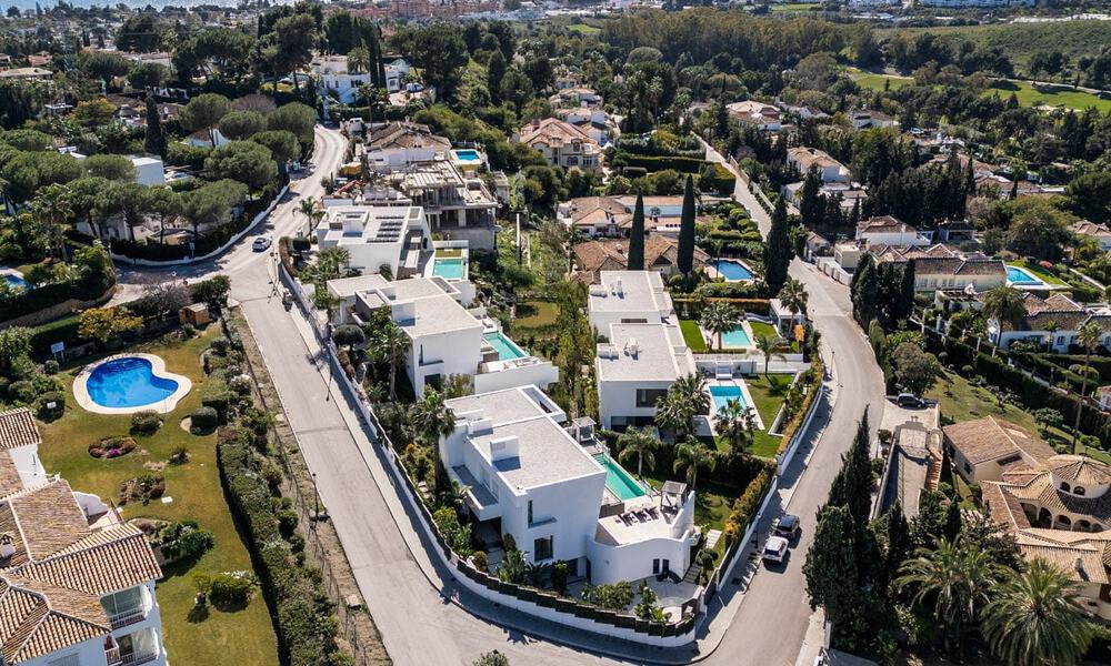Villa moderna de alta gama con vistas panorámicas en venta en la New Golden Mile entre Puerto Banús y Estepona 795745