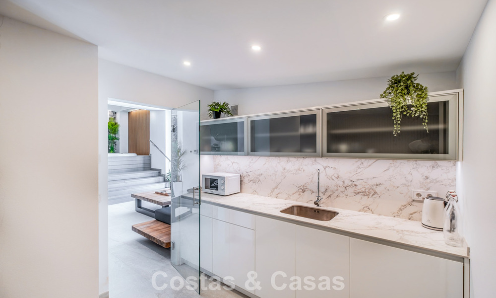 Villa moderna de alta gama con vistas panorámicas en venta en la New Golden Mile entre Puerto Banús y Estepona 795759