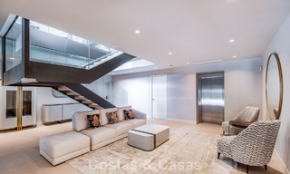 Villa moderna de alta gama con vistas panorámicas en venta en la New Golden Mile entre Puerto Banús y Estepona 795760 