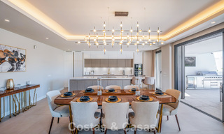 Villa moderna de alta gama con vistas panorámicas en venta en la New Golden Mile entre Puerto Banús y Estepona 795766 
