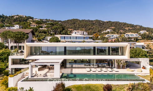 Espectacular villa de lujo contemporánea en venta con vistas al mar en El Madroñal, Marbella - Benahavís 796239
