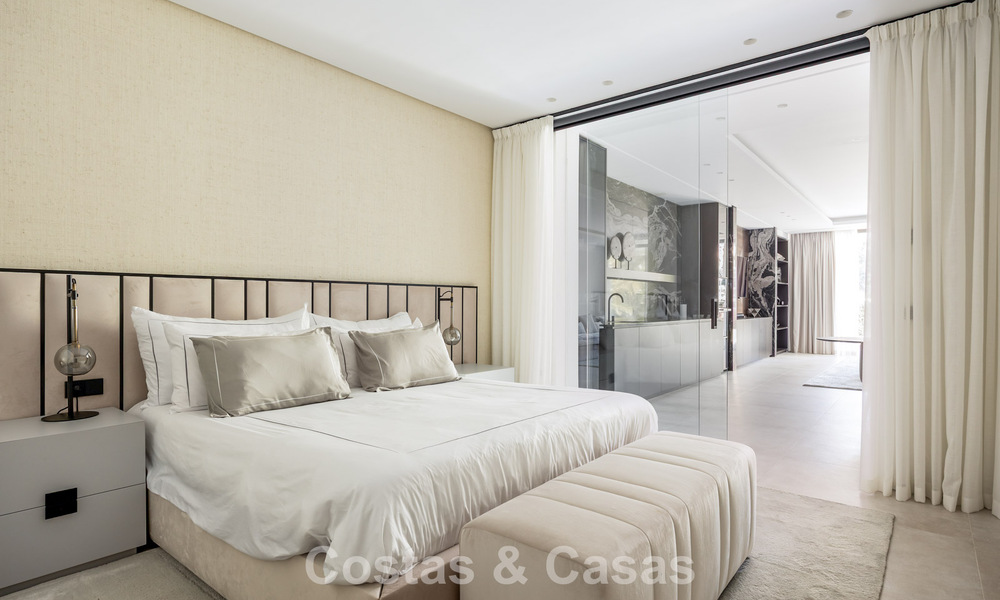 Espectacular villa de lujo contemporánea en venta con vistas al mar en El Madroñal, Marbella - Benahavís 796246