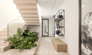 Espectacular villa de lujo contemporánea en venta con vistas al mar en El Madroñal, Marbella - Benahavís 796249 