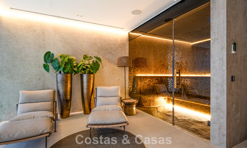 Espectacular villa de lujo contemporánea en venta con vistas al mar en El Madroñal, Marbella - Benahavís 796257