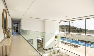 Espectacular villa de lujo contemporánea en venta con vistas al mar en El Madroñal, Marbella - Benahavís 796259 