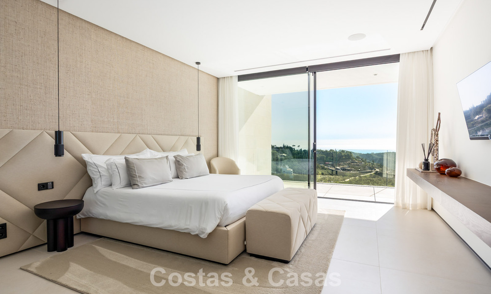 Espectacular villa de lujo contemporánea en venta con vistas al mar en El Madroñal, Marbella - Benahavís 796261