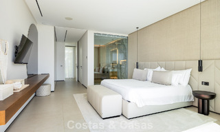 Espectacular villa de lujo contemporánea en venta con vistas al mar en El Madroñal, Marbella - Benahavís 796263 