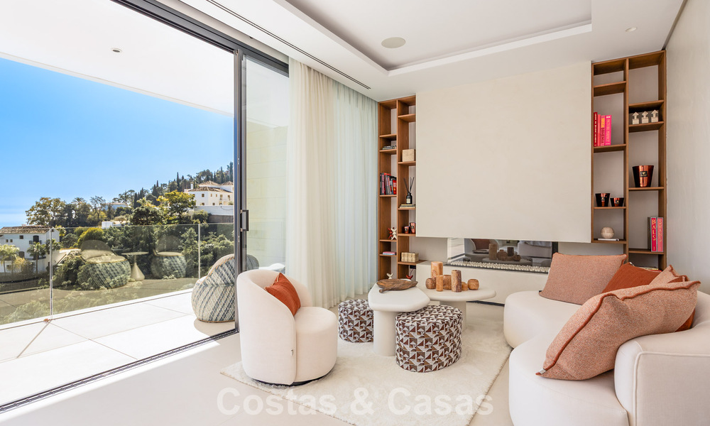 Espectacular villa de lujo contemporánea en venta con vistas al mar en El Madroñal, Marbella - Benahavís 796266