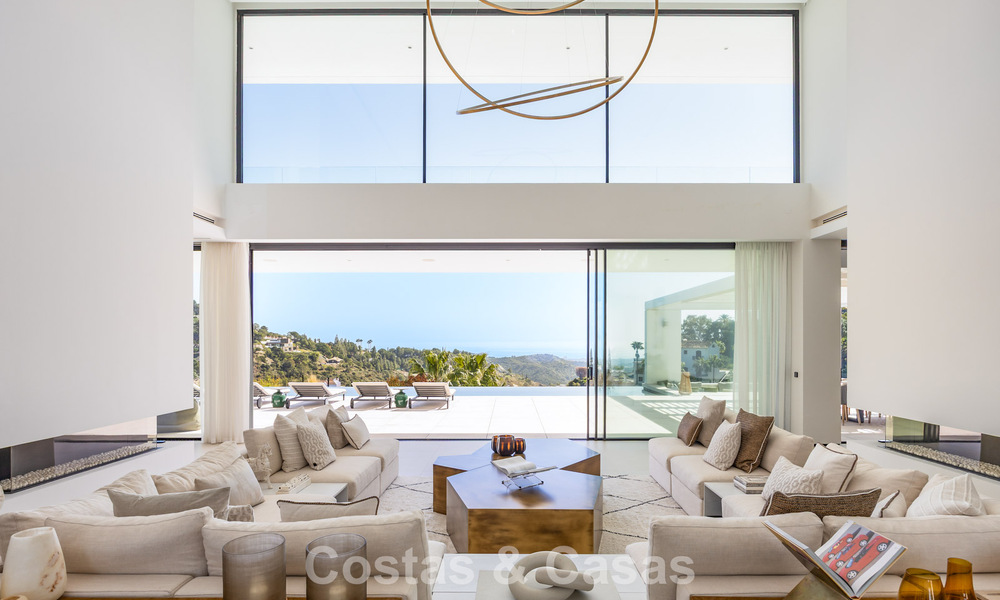Espectacular villa de lujo contemporánea en venta con vistas al mar en El Madroñal, Marbella - Benahavís 796276