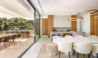 Espectacular villa de lujo contemporánea en venta con vistas al mar en El Madroñal, Marbella - Benahavís 796280 