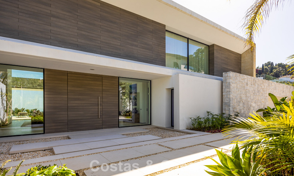 Espectacular villa de lujo contemporánea en venta con vistas al mar en El Madroñal, Marbella - Benahavís 796284