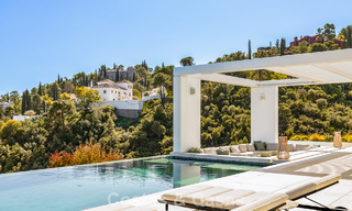 Espectacular villa de lujo contemporánea en venta con vistas al mar en El Madroñal, Marbella - Benahavís 796288 