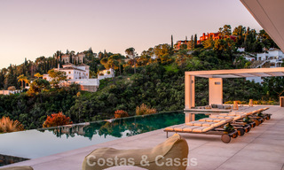 Espectacular villa de lujo contemporánea en venta con vistas al mar en El Madroñal, Marbella - Benahavís 796293 