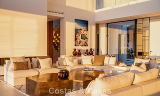 Espectacular villa de lujo contemporánea en venta con vistas al mar en El Madroñal, Marbella - Benahavís 796297 